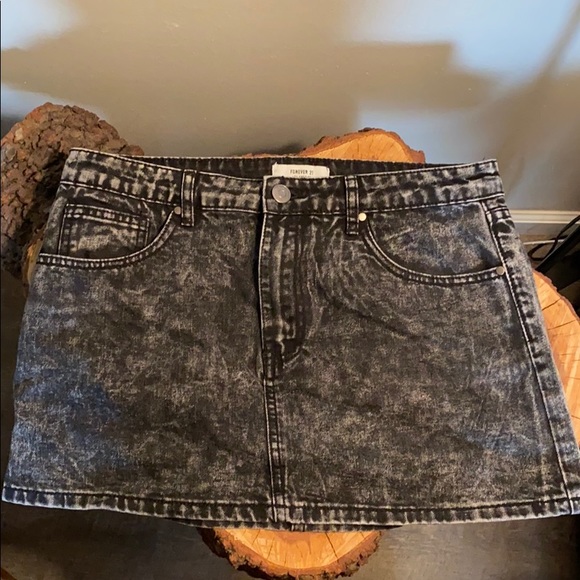 Forever 21 Dresses & Skirts - Cute Black, forever 21 distressed skirt